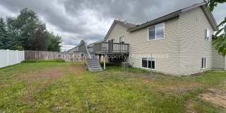 3 bed house w/ family room in The Landings! 3 bed house w/ family room in The Landings! Gallery 17