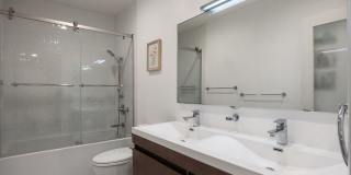 17165 Palisades Cir Gallery 20