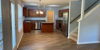 Room in 4 Bedroom Home at Fanning Way Gallery 12