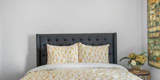 Room in 3 Bedroom Townhome at St James St NW Gallery 7