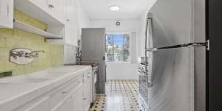 201 S Poinsettia Place unit: C Gallery 4