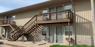 930 N Goetz Blvd Gallery 1