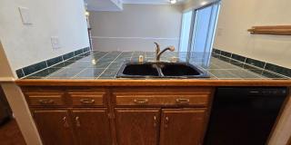 A Fabulous 3 Bedroom Townhome Centrally located. Gallery 17