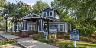 Wynnwood Vinings Gallery 1