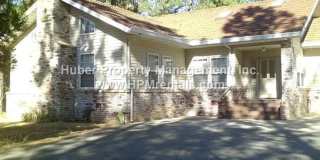 Bright Single-Story Home with Skylights, Wood Stove & Large Deck Gallery 1
