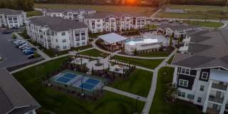 Farmhouse Luxury Apartments Gallery 36