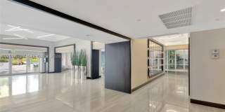 16425 Collins Ave Gallery 50