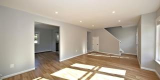 33 Summit Avenue Gallery 7