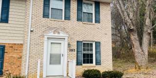 2 Bedroom, 1.5 Bath Townhouse Gallery 1