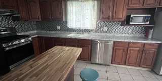 1249 Vestal Ave Gallery 6