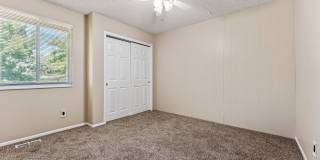Near Downtown Castle Rock location with No HOA and HUGE YARD Near Downtown Castle Rock location with No HOA and HUGE YARD Gallery 19