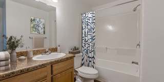 Oak Meadows Apartments and townhomes - Affordable Housing Gallery 23