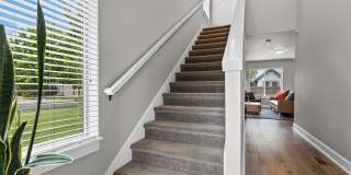 Beautiful SE Bend Home | Spacious Floorplan | Fenced Backyard | Near Parks & Trails Gallery 22