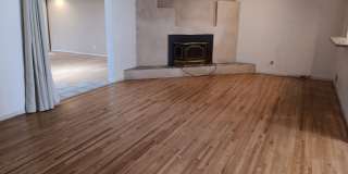 3 Bedroom, 2 Bathroom Home! Schedule a Showing! Gallery 8