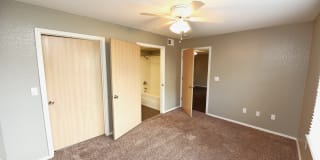CrownRidge of Norman Gallery 17