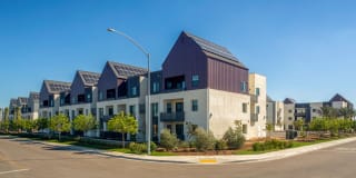 Silo at Epoca Gallery 16