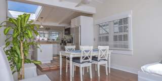 2323 Grand Canal Gallery 11