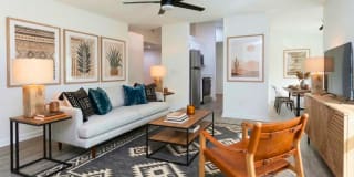 Crescent Oaks Gallery 13