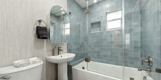 125 NW 3rd Avenue Gallery 12