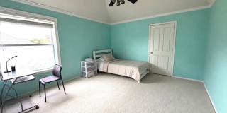 7537 Steeple Gallery 39