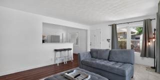 2617 Nassau Street Gallery 33