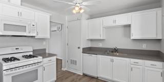 9263 Earl St. Gallery 10