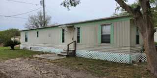2 Bed 1.5 Bath Gallery 1