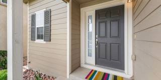 LIGHT AND BRIGHT 3 BED/2.5 BATH HOME IN MONUMENT! Gallery 5