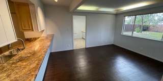 Unique 5BR/3B home in desirable Enchanted Forest on 1/4 acre Gallery 18