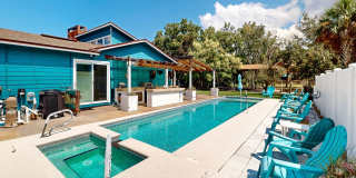 Waterfront Luxury Living – 4 Bed / 3 Bath – Over 2,600 Sq Ft Gallery 45