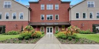 15-27 Royal Ave Gallery 1