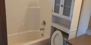 Beautiful home for rent in The Radiant Lake Estates! Gallery 11