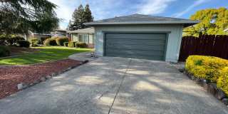 Spacious three bedroom home in desirable Windsor neighborhood! Gallery 5