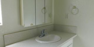 8312 Tamarack Avenue Gallery 27