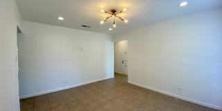 Hidden 4 Bed 2 Bath Gem in South Austin! Gallery 18