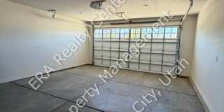 Move-In Bonus!! 3 Bed 2.5 Bath Twin Home in Crescent Hills Gallery 19