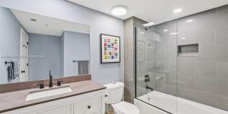 2000 N Bayshore Dr Gallery 8