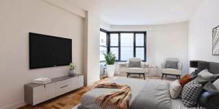 145 4th Ave Gallery 3