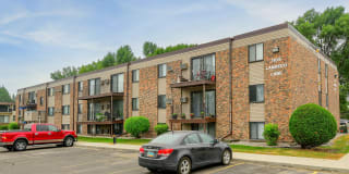 Landmark Estates Apartments Landmark Estates Apartments Gallery 3