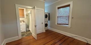 1106 E 51st Street Gallery 15