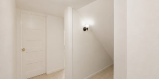 Ellis Avenue Duplex Gallery 19