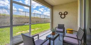 Beautiful 2 Bedroom, 2 Bathroom Davenport Home! Gallery 16