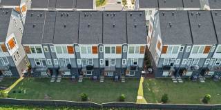 Like New Townhome Ready for Immediate Move-In!!! Bryant Park in West End Gallery 31