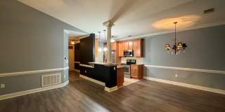 Beautiful 3 Bed 2 Bath Condo with Community Amenities Gallery 7