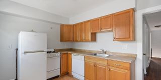 2411 W DARBY Road unit: 2Nd Floor Gallery 1