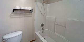 Price Drop!-Exceptional 2200 sq ft Three Bedroom 2 Bath Rambler in Fed Way - with A/C Gallery 26