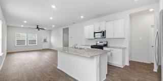 Preserve at Medina Home with Loft, First Floor Primary, and All Appliances Included Gallery 5