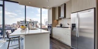 640 North Wells Gallery 1