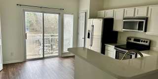 Room in 2 Bedroom Home at Donatello Ave Gallery 4