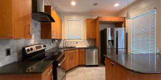 DOWNTOWN house with W/D avail NOW! Gallery 13